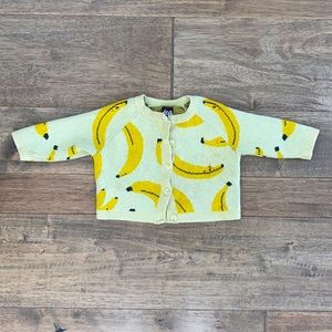The cutest banana baby sweater